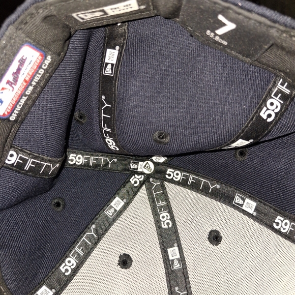 New Era Navy and Red Baseball Cap - Picture 6 of 7